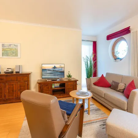 Kaiservillen - 1-raum-ferienwohnung Mit Terrasse Dg21