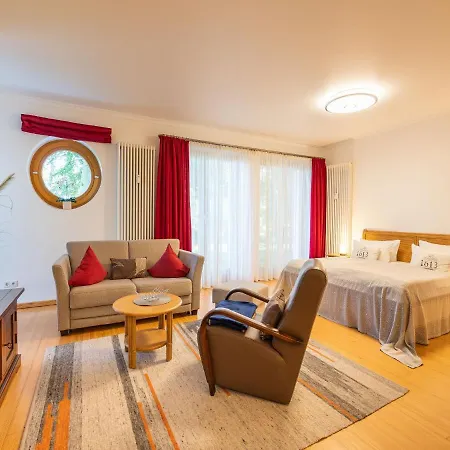 Kaiservillen - 1-raum-ferienwohnung Mit Terrasse Dg21 Apartment *